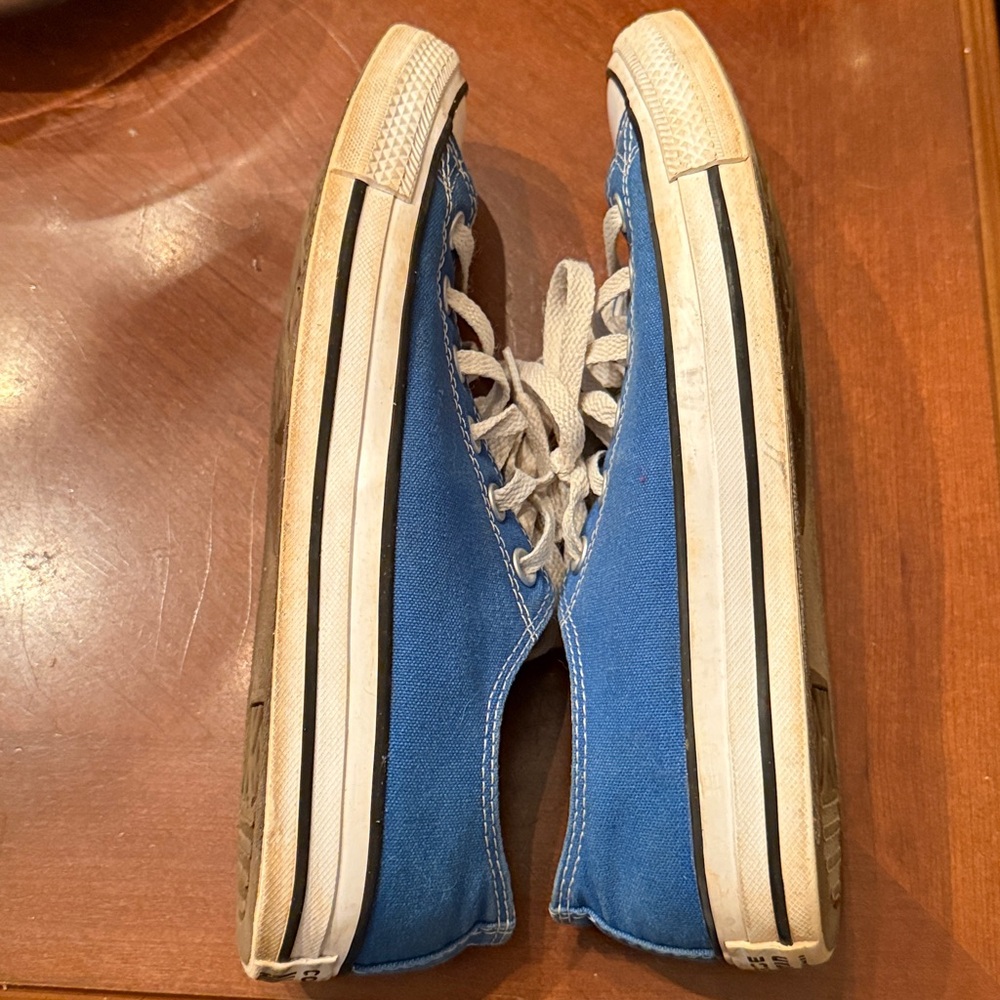 Converse AllStar Blue and White Wm 9.5 Sneakers - Picture 5 of 8